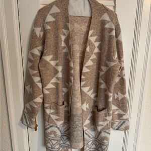 Oversized Frye Cozy Beige and White cardigan sweater Sz L